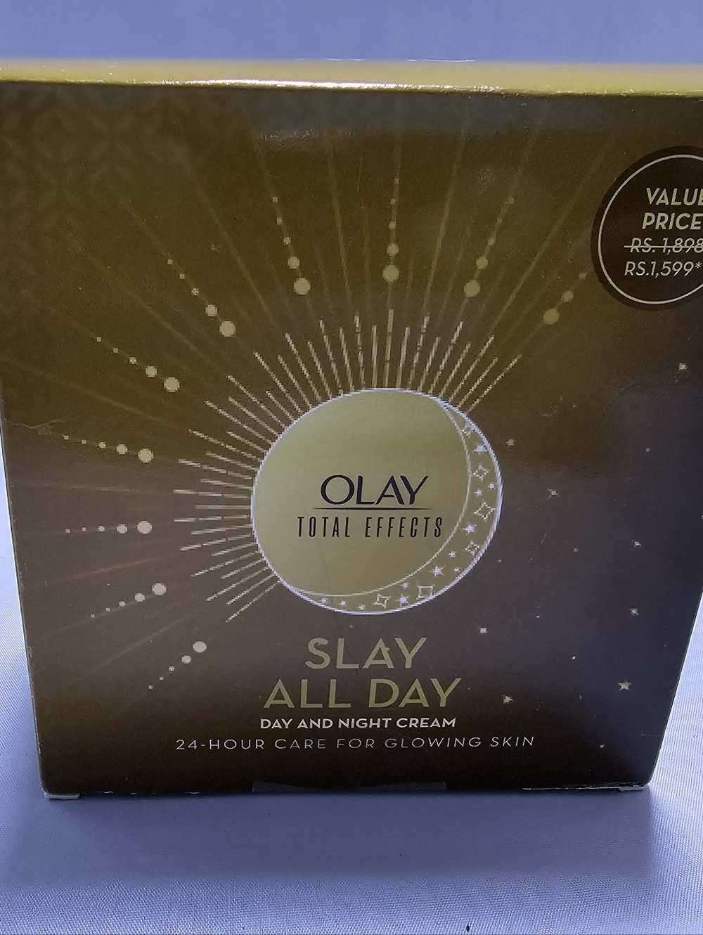 OLAY Total Effects Slay All Day Day & Night Cream - Gold